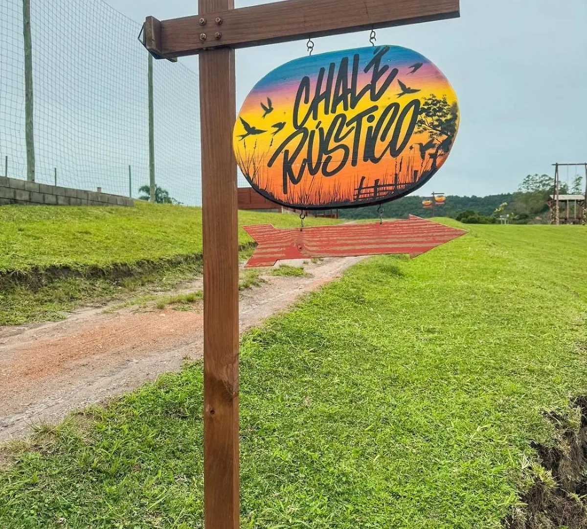 Chalet Villa Chale Rustico Com Hidromassagem E Piscina à Imarui Brésil