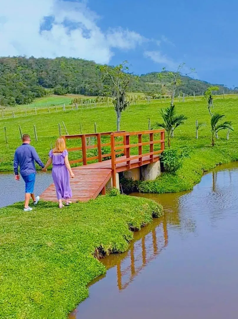 Villa Chale Rustico Com Hidromassagem E Piscina à Imarui Chalet