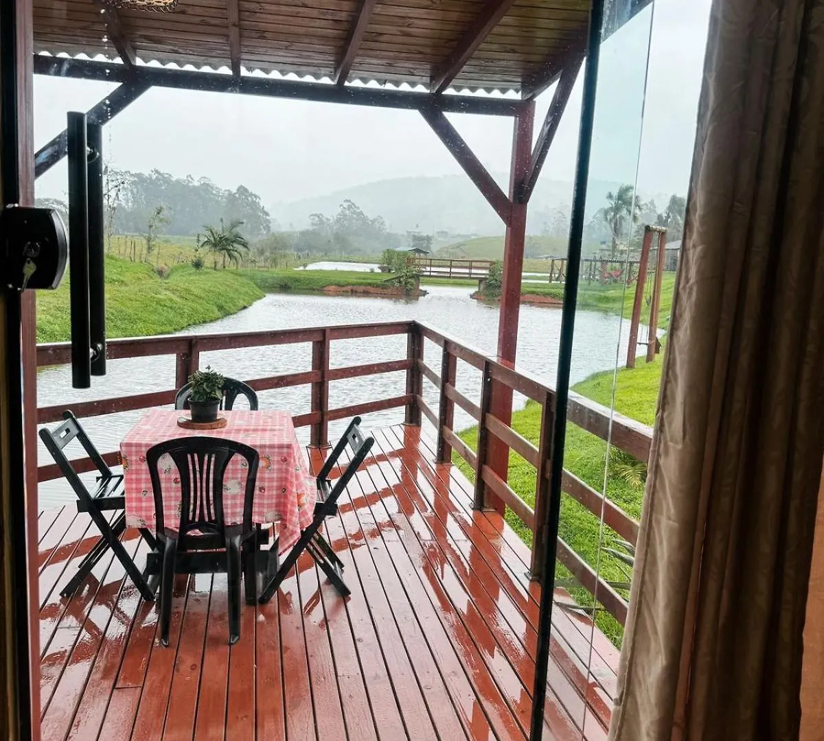 Chalet Villa Chale Rustico Com Hidromassagem E Piscina à Imarui