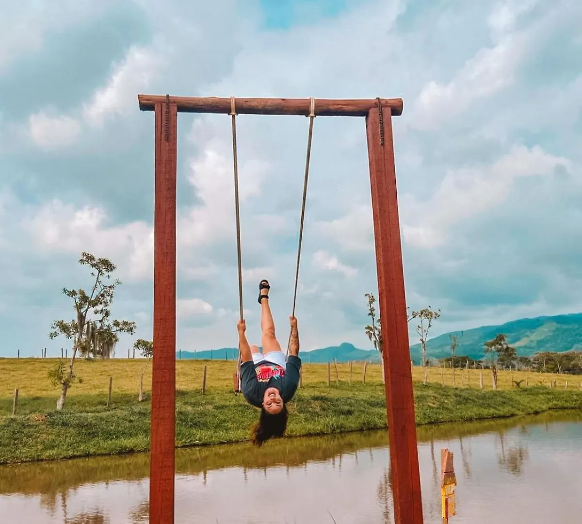Villa Chale Rustico Com Hidromassagem E Piscina à Imarui