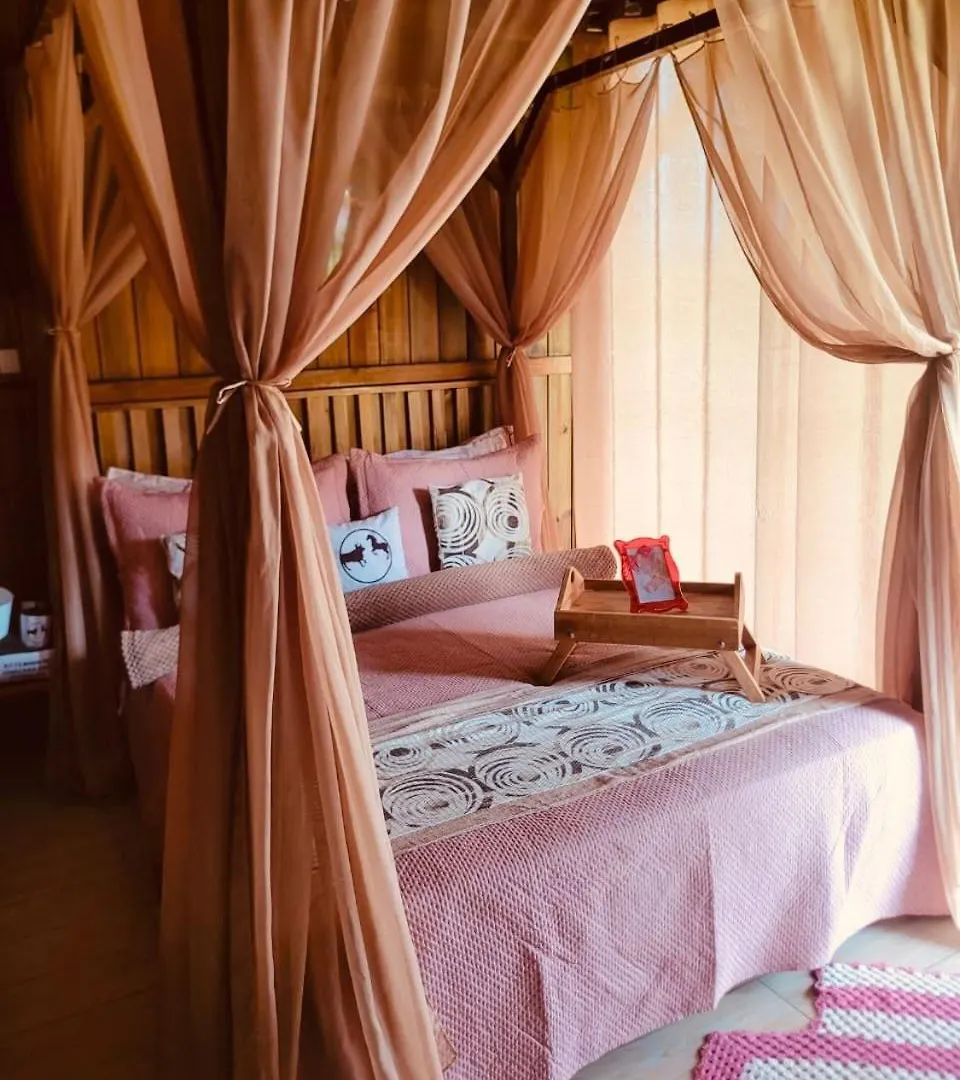 Villa Chale Rustico Com Hidromassagem E Piscina à Imarui